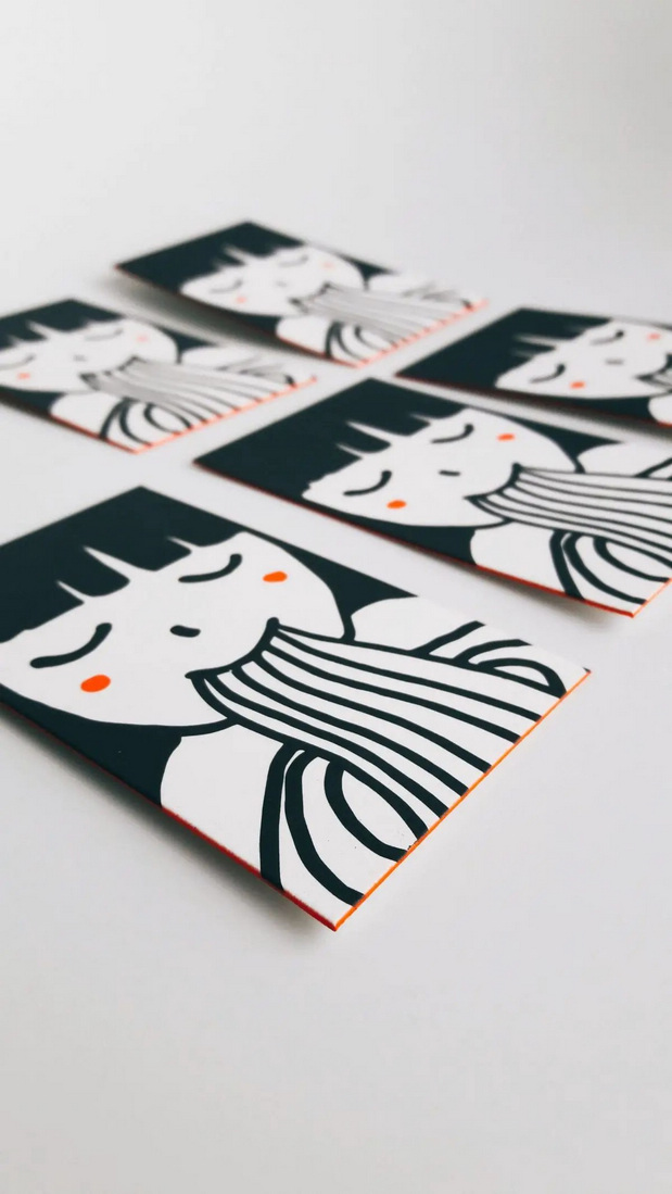 手绘风格的餐饮品牌VI设计