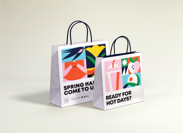 多彩色的搭配更显年轻时尚