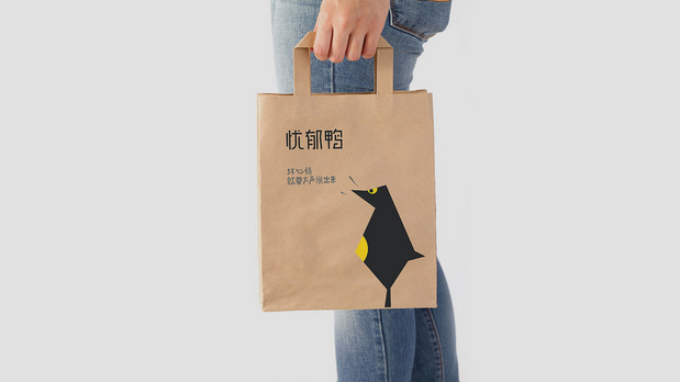 这只鸭子抑郁了