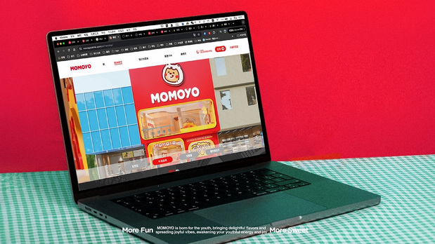 MOMOYO⼀杯捧在手心的多巴胺