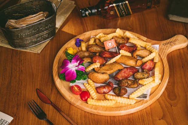 潮社区西餐酒吧品牌全案