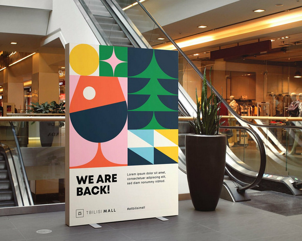 多彩色的搭配更显年轻时尚