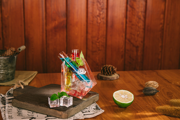 潮社区西餐酒吧品牌全案