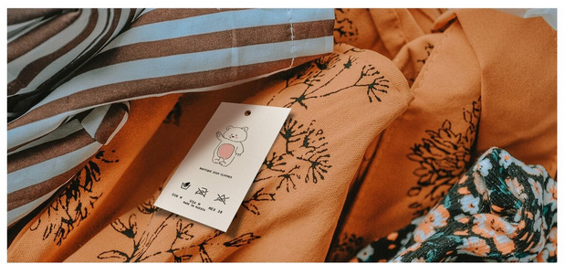 儿童服饰品牌VI视觉识别设计