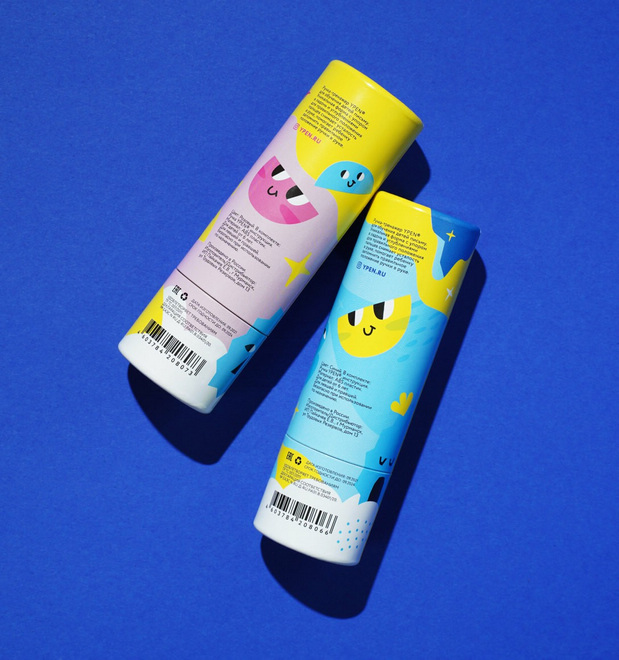 多彩色的搭配更显年轻时尚